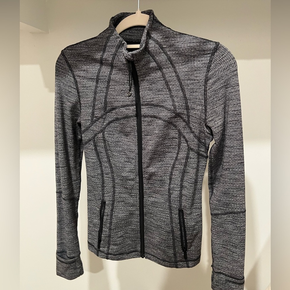 Lululemon Define Jacket jacket. Size 4. Great condition!